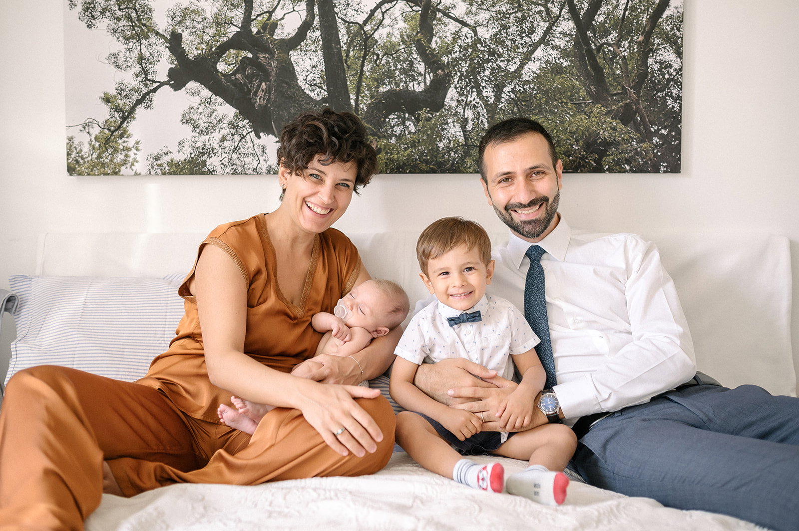 Famiglia ai preparativi battesimo · fotografo Roma