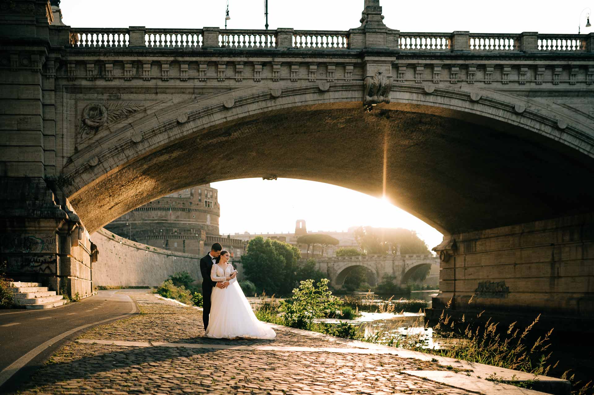 Servizio fotografico matrimonio Roma — Castel Sant'Angelo al tramonto, Scatti D'Emozione